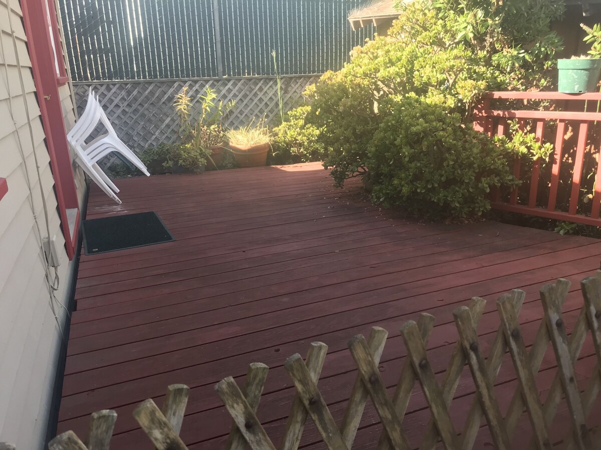 Photo 33 of Mermaid Retreat, PET FRIENDLY, One Week Minimum Stay, Permit #0027