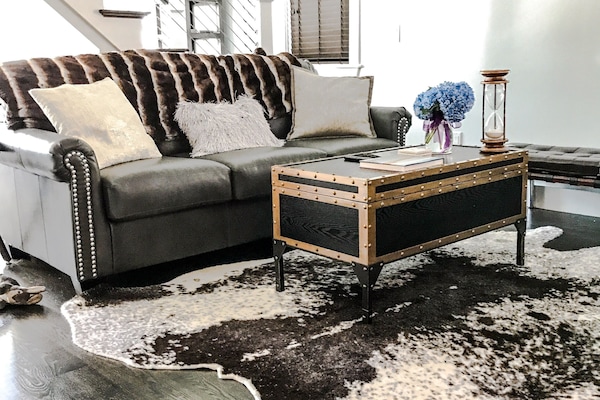 Main Floor Living Room