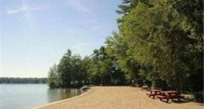 Moultonborough 4BR,2400SF,Suissevale,3 Bath, 1/2 ml-Beach, 3 ml Castle in Clouds