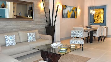 Smart TV, DVD player