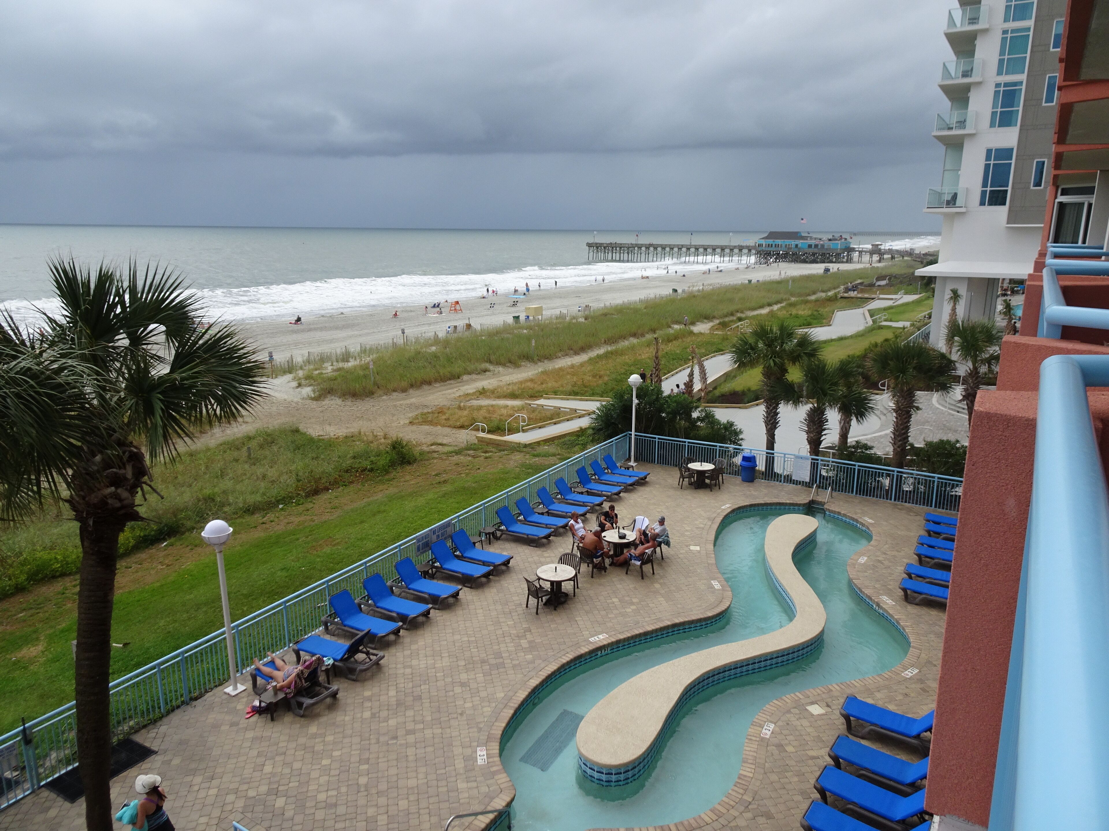 Innendørsbasseng og utendørsbasseng