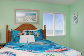 3 bedrooms, iron/ironing board, free WiFi, bed sheets - Gulf Front, Cape San Blas, 3 Bedroom + Studio Apartment~Pelican (Cape San Blas)