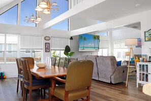 Dining - Gulf Front, Cape San Blas, 3 Bedroom + Studio Apartment~Pelican (Cape San Blas)