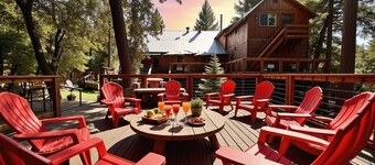 Twain Harte Group Cabin: Sleeps 21+, Walk to Town, Lake Access, Pet-Friendly