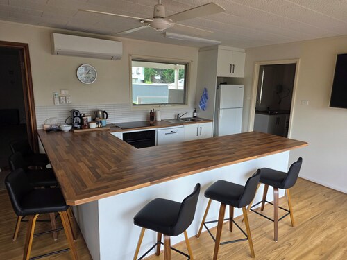 Middleton Halleedays - Beach getaway