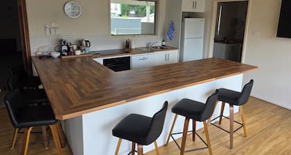 Middleton Halleedays - Beach getaway