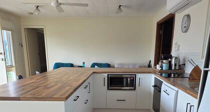 Middleton Halleedays - Beach getaway