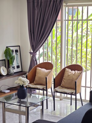 Interior - Cosy Batu Kawan Homestay 8 pax ~ 5 mins to Design Village & IKEA ~ Entire Home (Simpang Ampat)