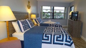 1 bedroom, iron/ironing board, free WiFi, bed sheets - Waterfront 1BR condo with pool, WiFi, kitchen, and Marco Island access. (Marco Island)