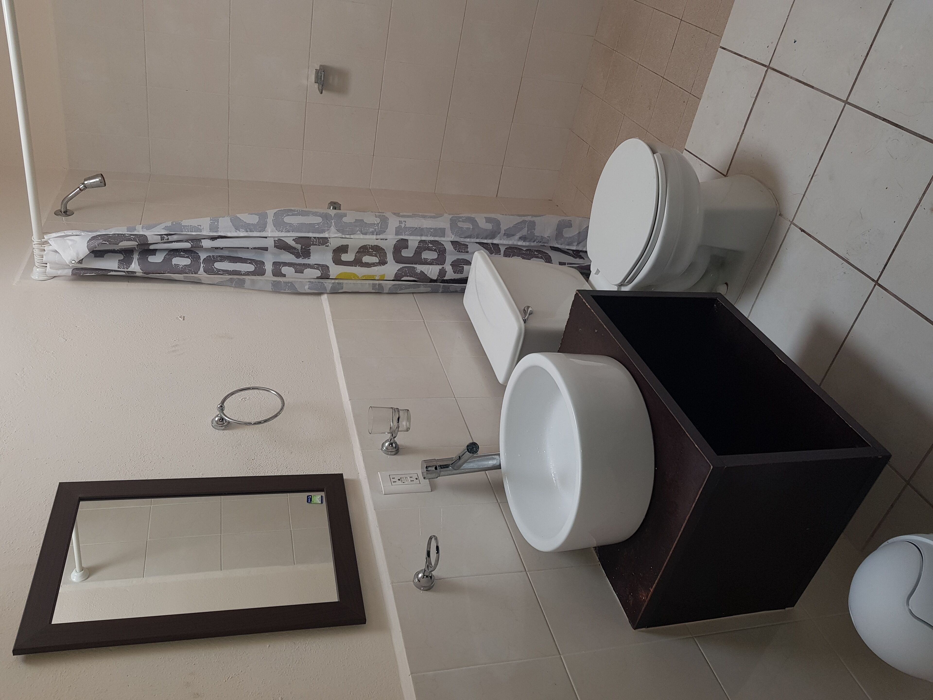Shower, towels
