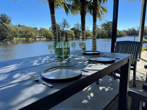 9 at the Marina  - Holiday House