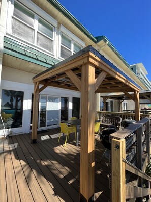 Enjoy the Beach on Deck under Gazebo 