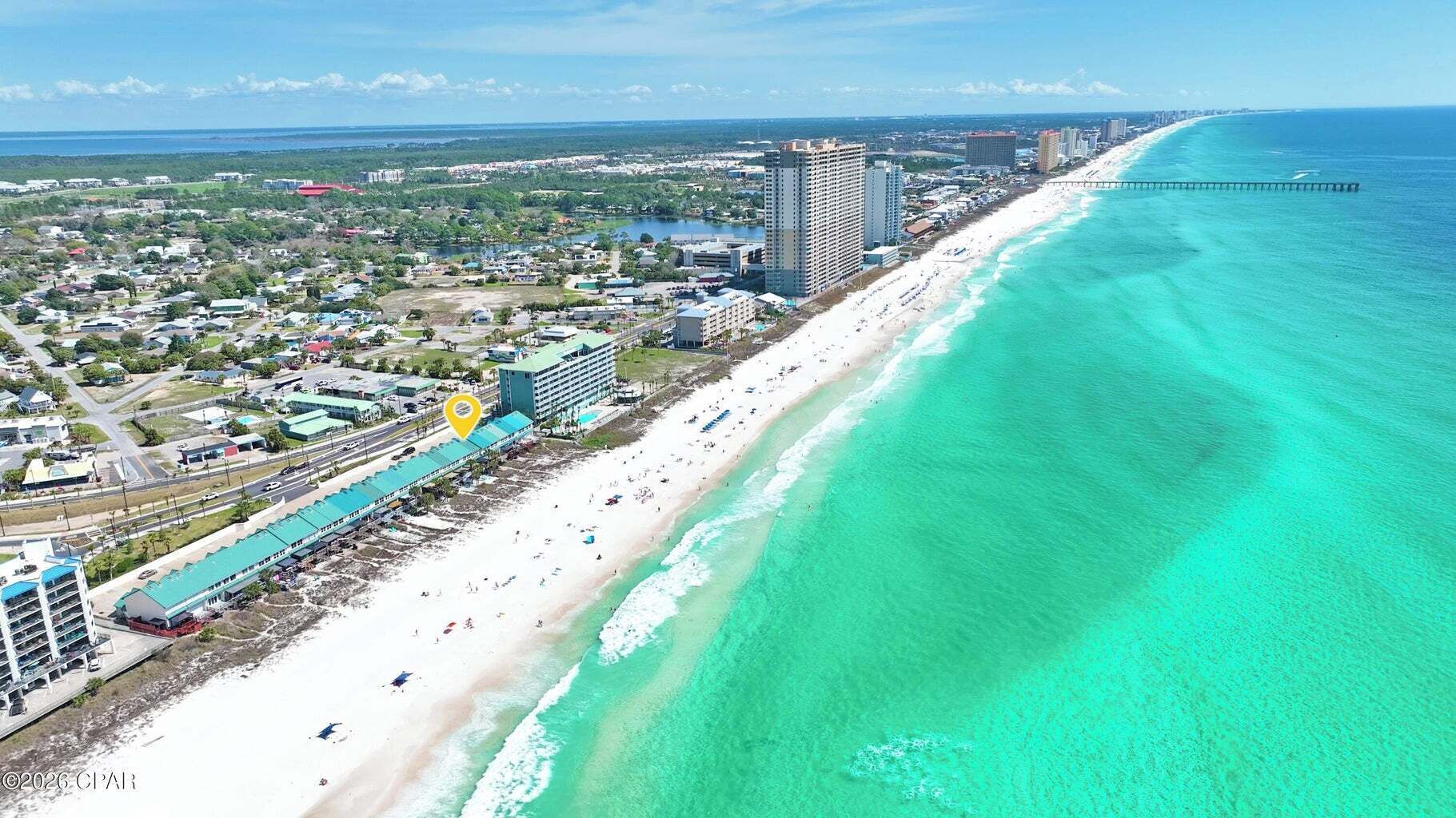 Plage, chaises longues