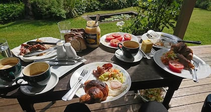 Enjoy the tranquality of the setting in the heart of Hawkes Bay - New Zealand