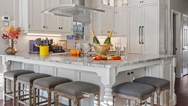 Coffee/tea maker, fridge, microwave, oven - Private Heated Pool | 5*Clean | Flex Cancelation (Savannah)