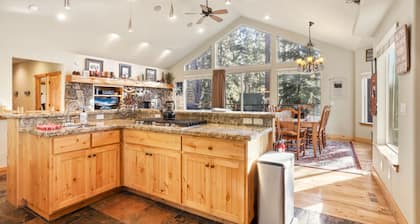 6 BR Lux Blackfoot Lodge - biljardipöytä, poreallas ja poreallas