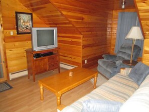 TV, DVD player