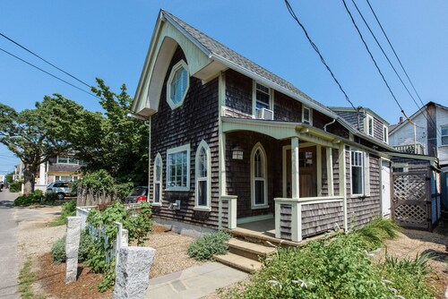 Perfekte Lage! Von Strand, Hafen & Stadt! Herrlicher Lebkuchen Upstairs Aptmt 