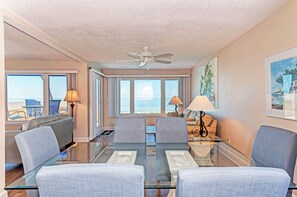 Dining - Unit #218 Sand Cay Beach Resort  Gulf Front (Longboat Key)