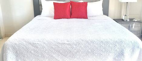 Iron/ironing board, WiFi, bed sheets