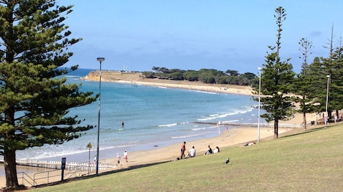 Short walk to surf, shops and all the best things Torquay has to offer