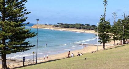 Short walk to surf, shops and all the best things Torquay has to offer