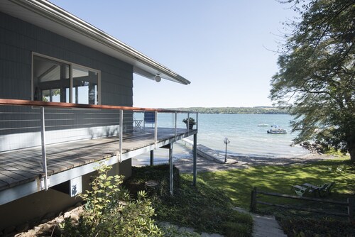 100' Level Lakefront Beach