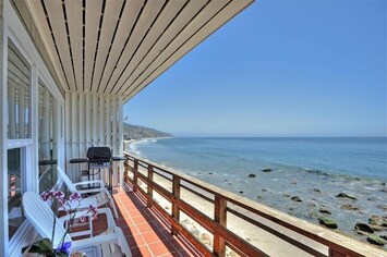 Enjoy the beautiful view of Carbon Beach & ocean