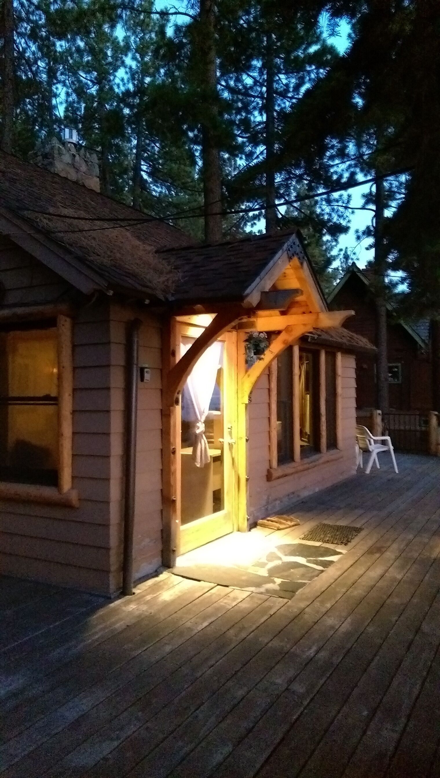 N L Tahoe Cabin w/ Lake & Mt Views-Location-Attractions-Inviting