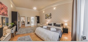 4 bedrooms, iron/ironing board, free WiFi, bed sheets - First Class Apartment - 160 sq.m,  4 Bedrooms + 4 Bathrooms, in centre (Budapest)
