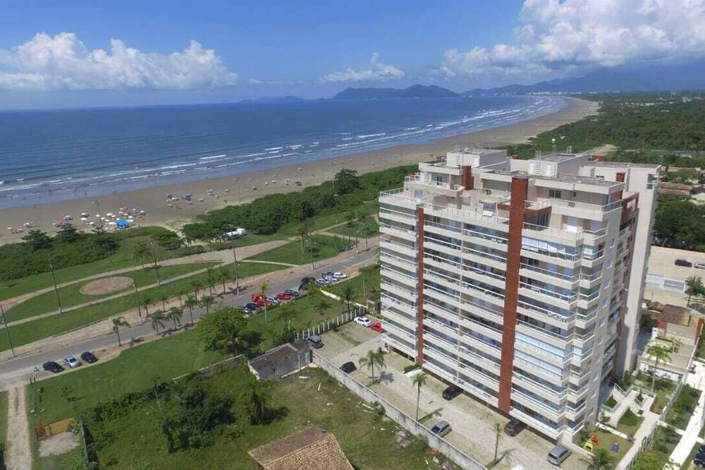 Brand new beachfront apartment, right on the sand!