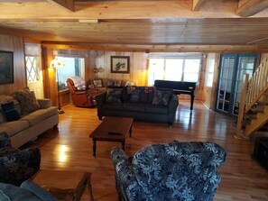 TV, fireplace, DVD player, ping pong