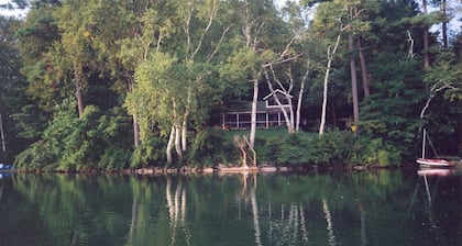 Summer Lake Cottage, private beach, Berkshire Hills, small village