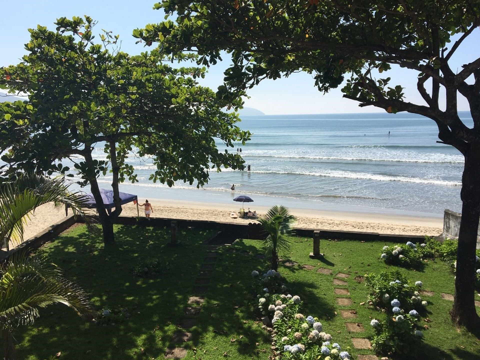 Beautiful beachfront house in Ubatuba (Sape Beach)