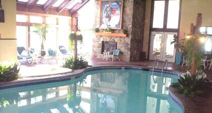 Jackson NH Peaceful, Country Cottage / Access to Fabulous Amenities