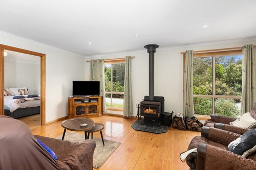 PET FRIENDLY COTTAGES - KELPIE COTTAGE - SELF CONTAINED COTTAGES