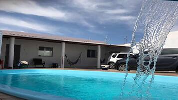 Innenpool, Außenpool