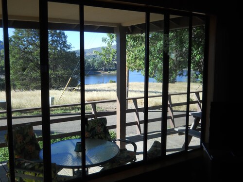 Piute Trail Lodge Lake Cuyamaca