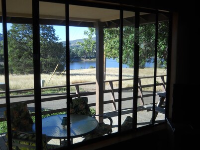 Piute Trail Lodge  Lake Cuyamaca
