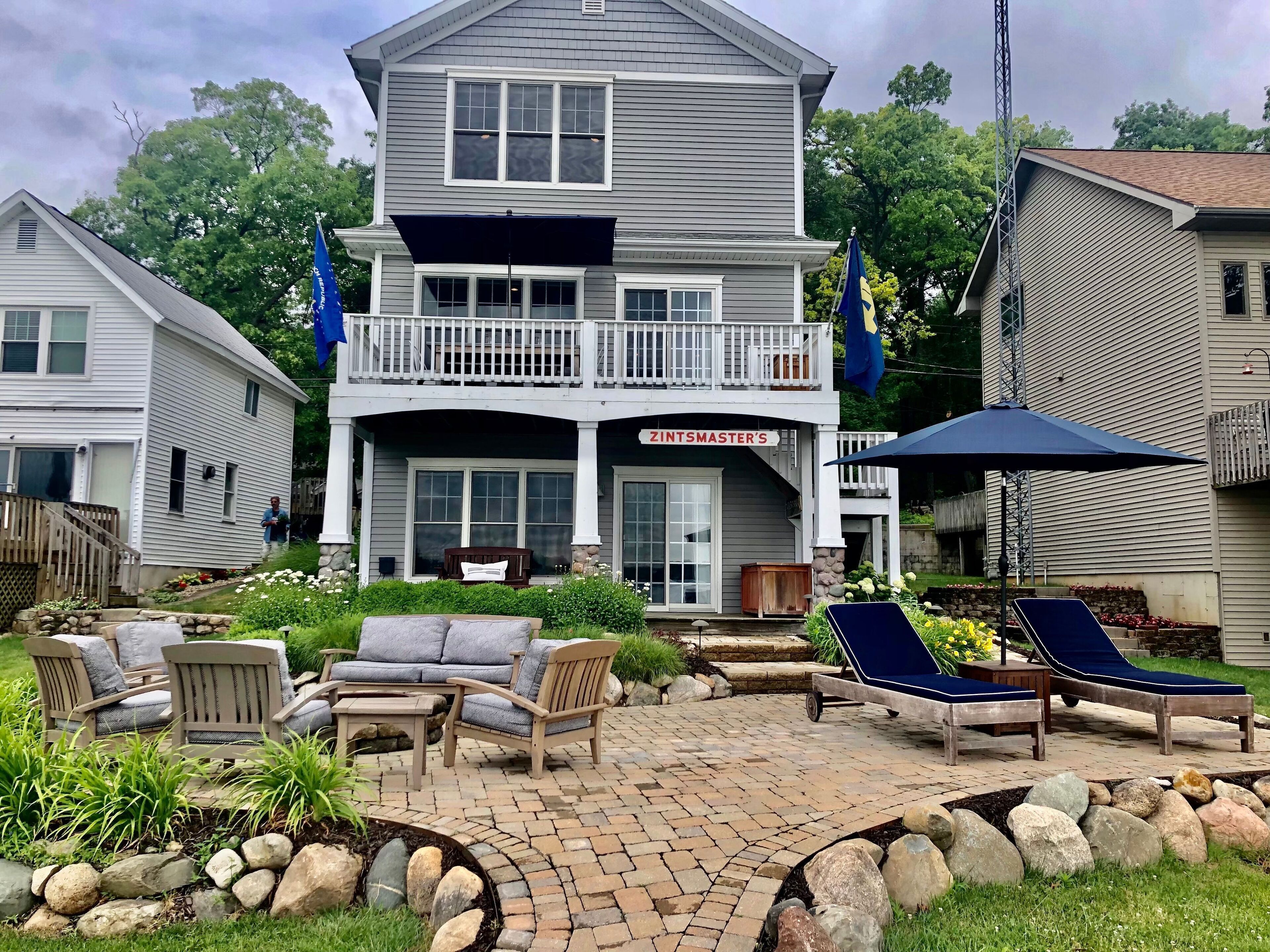 Delightful Lake Front Home on Crooked Lake