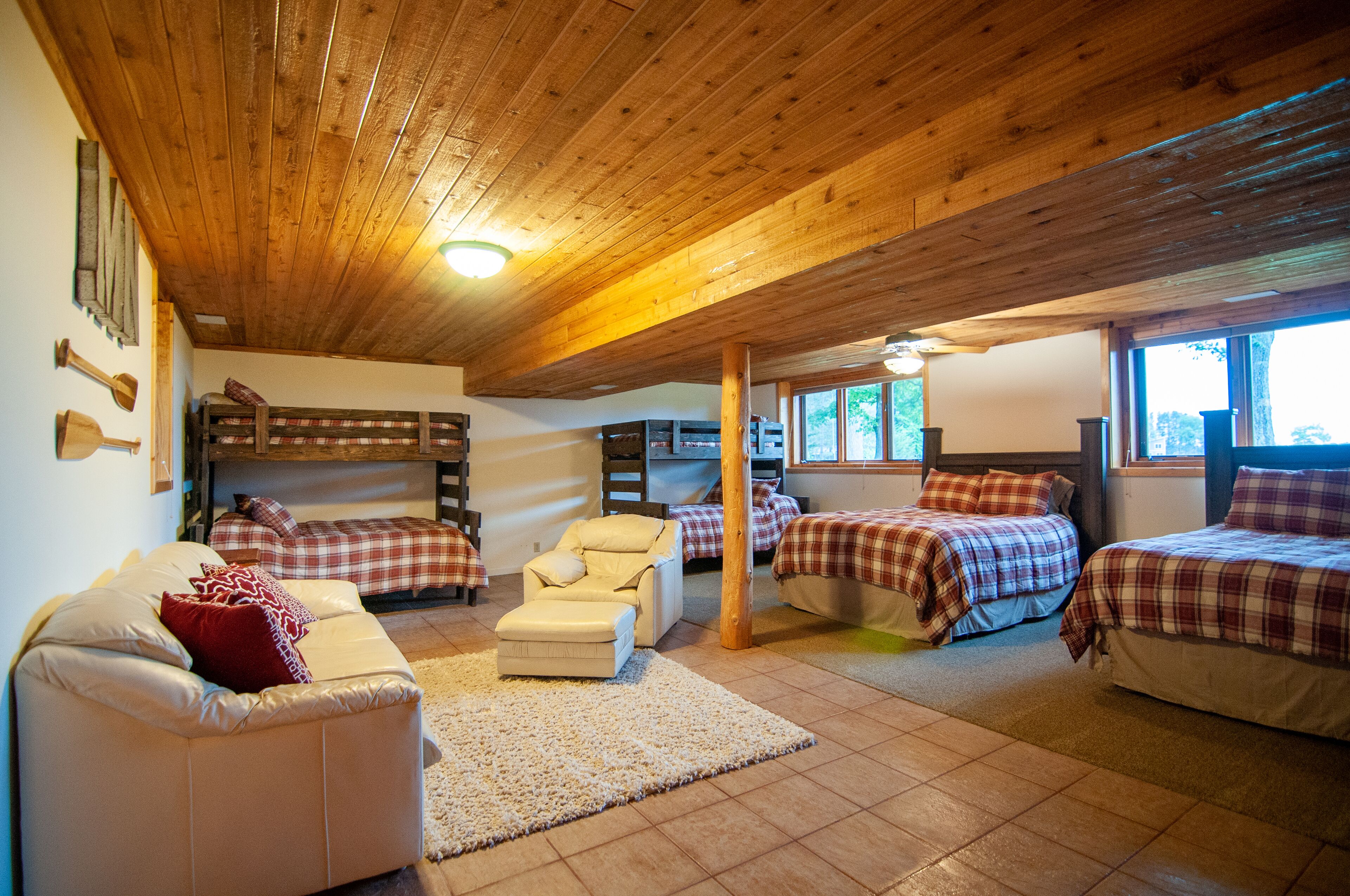 4 Schlafzimmer, Bügeleisen/Bügelbrett, kostenloses WLAN, Bettwäsche