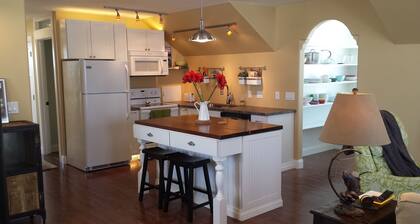 Fabulous Guest House with Swimming Pond and Gazebo - Near Rexburg