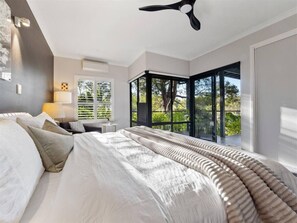 4 habitaciones, tabla de planchar con plancha y wifi gratis