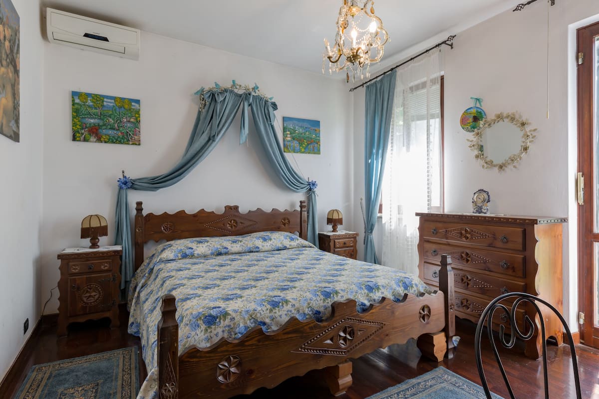 Deluxe Double Room | Down comforters, pillowtop beds, in-room safe, desk