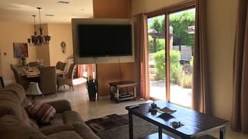 Flat-screen TV, fireplace, DVD player, ping pong