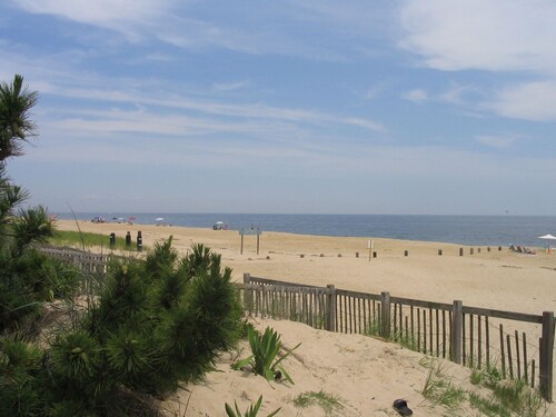 Oceanside on Best Beach in Bethany