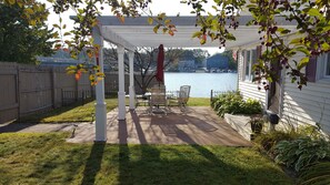 Terrace/patio - Winnisquam Lake W/Dock & Walk In Sandy Beach Near The Sandbar (Tilton)