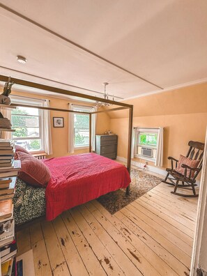 3 chambres, fer et planche à repasser, Wi-Fi gratuit, draps fournis