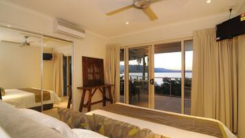 2 makuuhuonetta, silitysrauta/-lauta, ilmainen Wi-Fi, vuodevaatteet