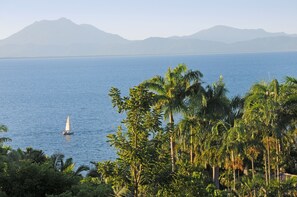 Beach towels - The VILLA with THE VIEW - Villa 4 Island Point Road. (Port Douglas)